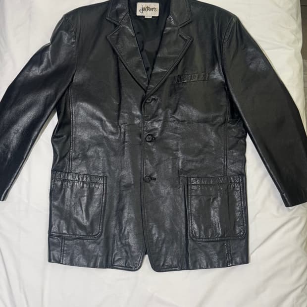 Jacker’s leather blazer