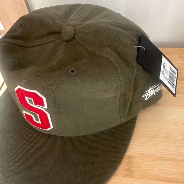 스투시 S로고 볼캡 (새제품)
