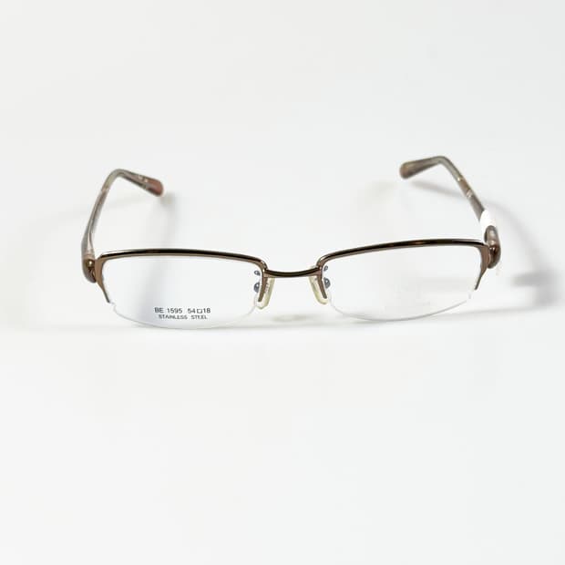 BROWN EYES 반무테 스퀘어 브라운 메탈 빈티지 안경