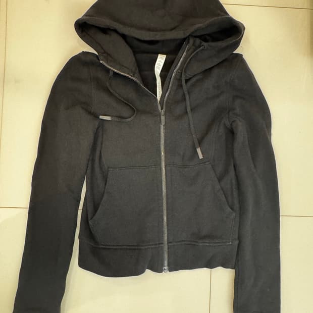 Lulelemon 룰루레몬 블랙 크롭 후드집업