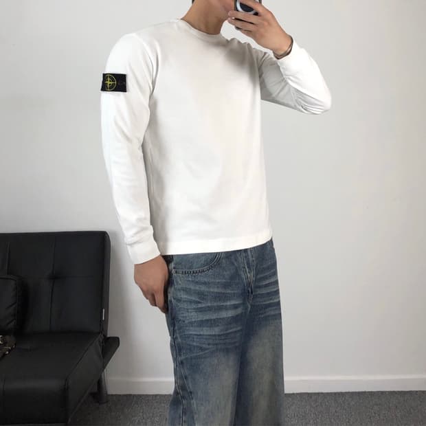 스톤아일랜드 정품 ss시즌 롱슬리브 화이트