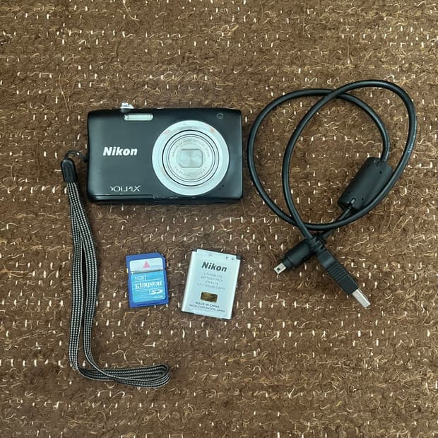 니콘 쿨픽스 A100 블랙