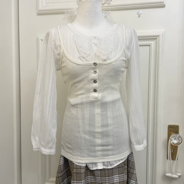 white silver line ruffle blouse&ivory bu