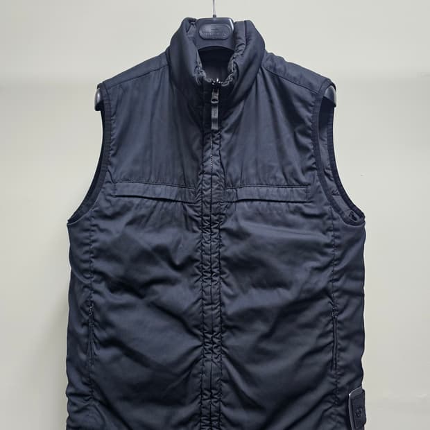 스톤아일랜드 고스트 피스 스트레치 울 나일론 리버시블 베스트