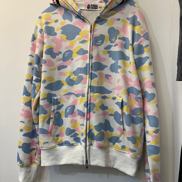 L) 베이프 캔디 카모 후드 집업