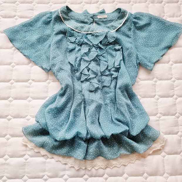 도트 러플 튜닉 블라우스