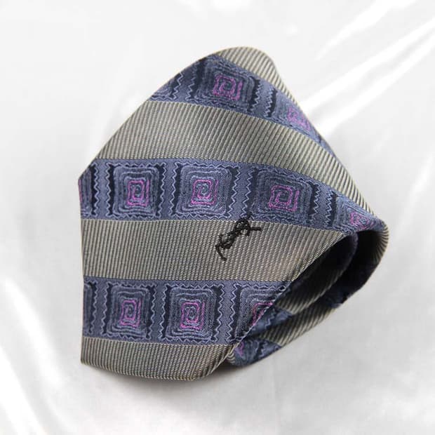 입생로랑 8.4cm A등급 남자 명품 넥타이