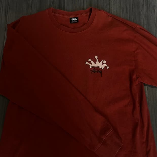 스투시 롱슬리브