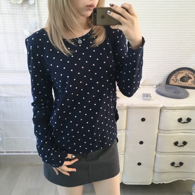 하트마켓 네이비 도트 긴팔티