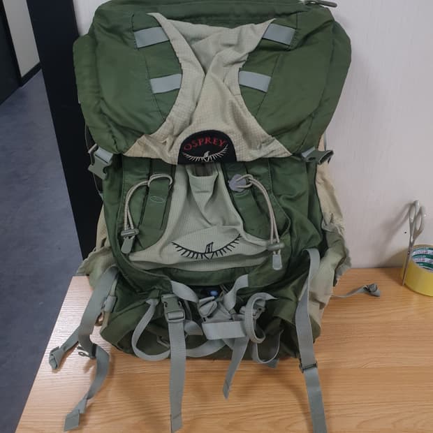 오스프리 정품 캐스트럴 48리터 등산배낭 팝니다 