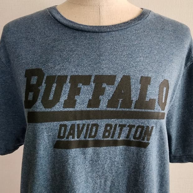 π©΅ BUFFALO DAVID BITTON Vintage Blue Tee
