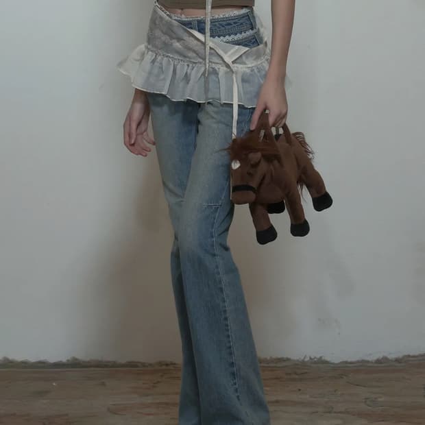 스컬프터 피카부 마이크로 쉬어 스커트 아이보리