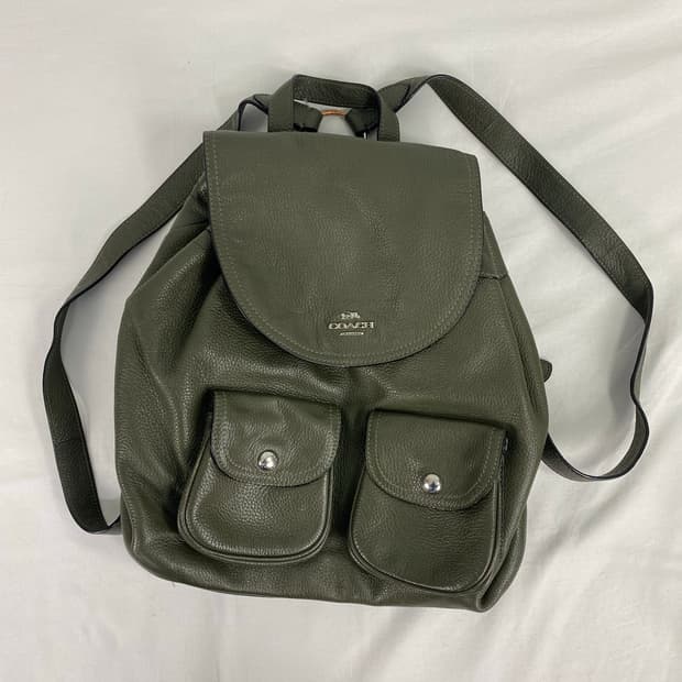 코치 레더 페니 백팩 <82>