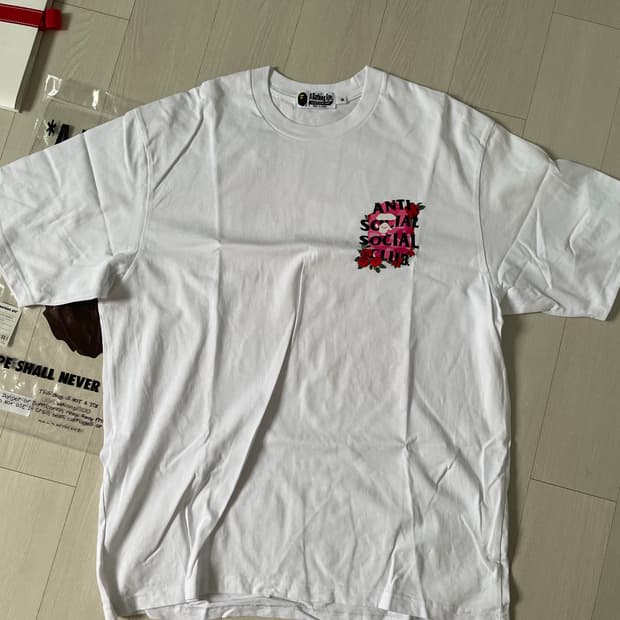 베이프 안티소셜 L