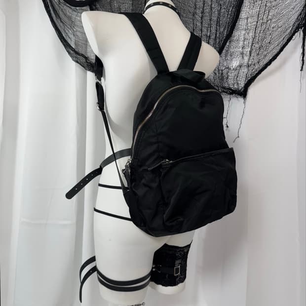 black back pack