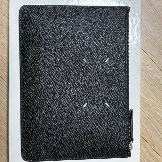 메종마르지엘라 미니 클러치