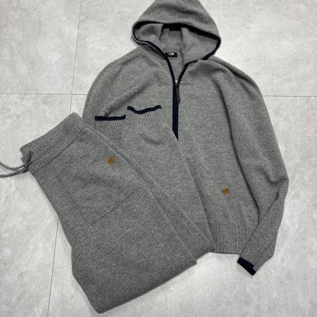 노스페이스 시티 울 홀가먼트 셋업