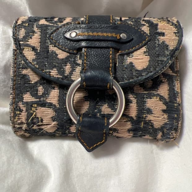 크리스찬 디올 정품 반지갑(사용감있음)