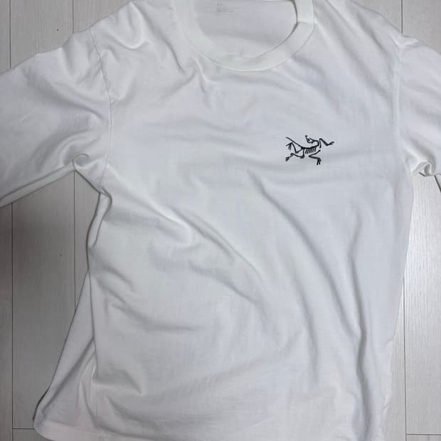 아크테릭스 롱슬리브 (크림)