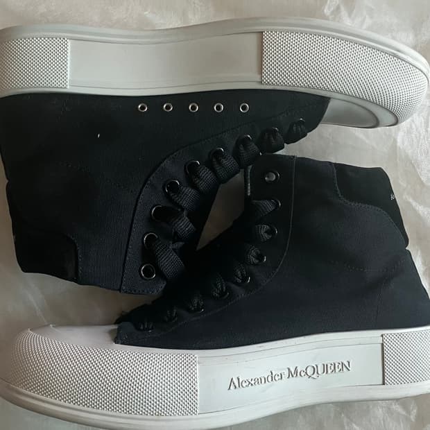 알렉산더 맥퀸 하이탑