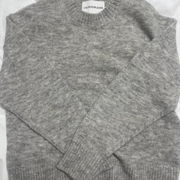 캘빈클라인 여성 그레이 니트스웨터
