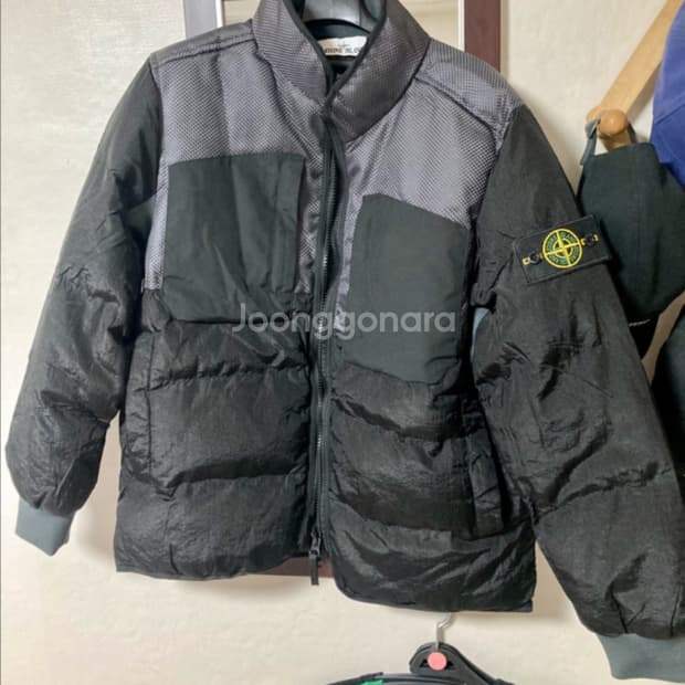 특가) 스톤아일랜드 패딩.    L