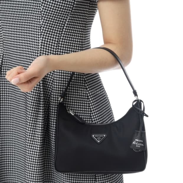 프라다 리에디션 2005 리나일론 호보백