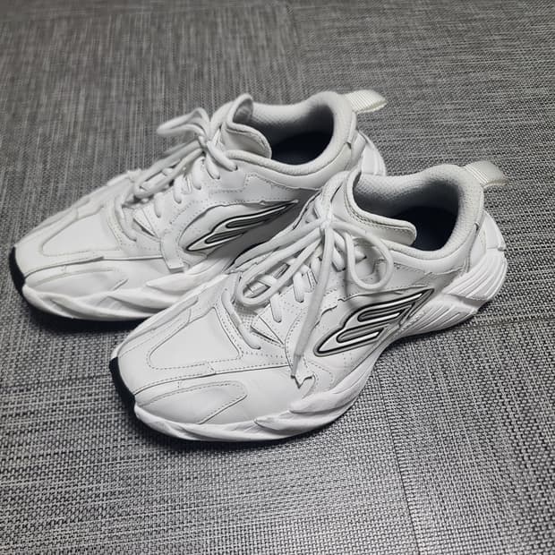 발렌시아가 먼데이 슈 스니커즈 화이트 40