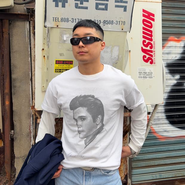 90‘s Elvis Presley portrait single T