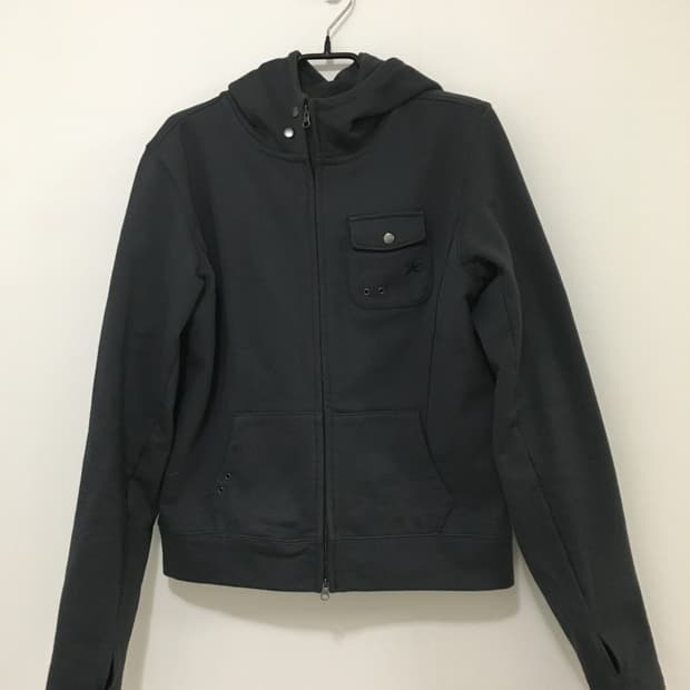 더콜디스트모먼트 후드집업