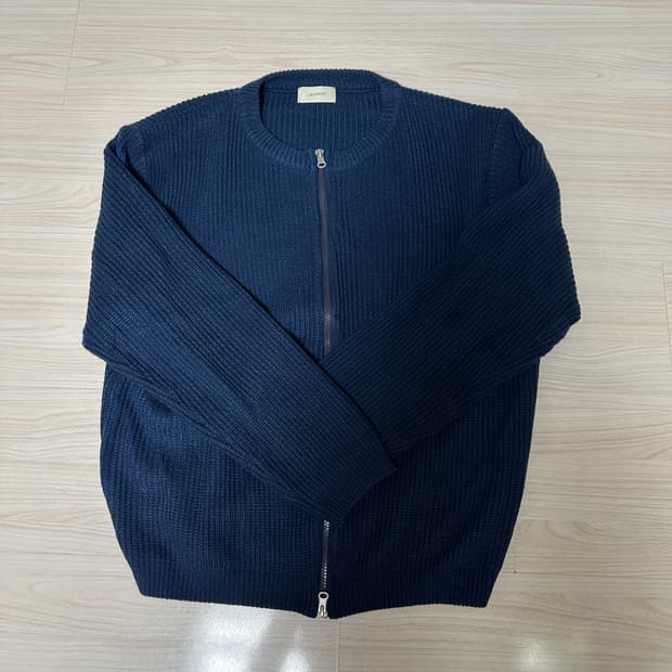 네이비 투웨이 니트집업