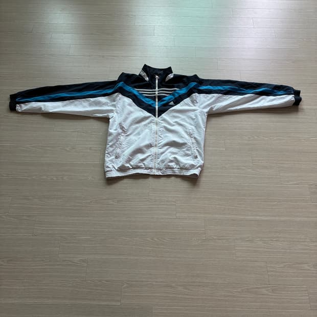 90s 아디다스 올드스쿨 바람막이