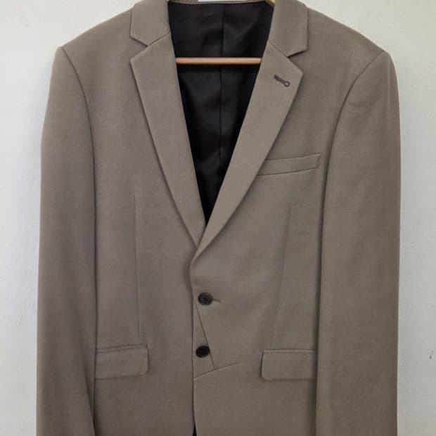 솔리드옴므 우영미95사이즈 베이지 자켓