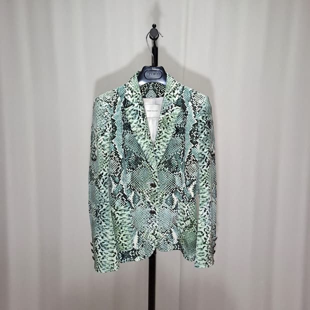 (택포) 피에르발망 스네이크 패턴 블레이저 34 B597