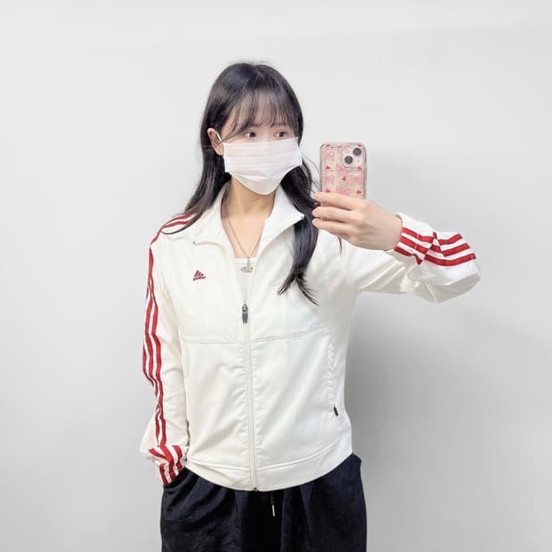 아디다스 3s 에센셜 바람막이 자켓 화이트 레드
