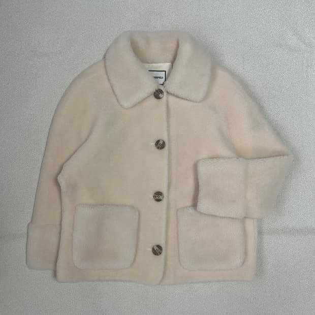 칼 라거펠트 양모 버튼 숏 코트