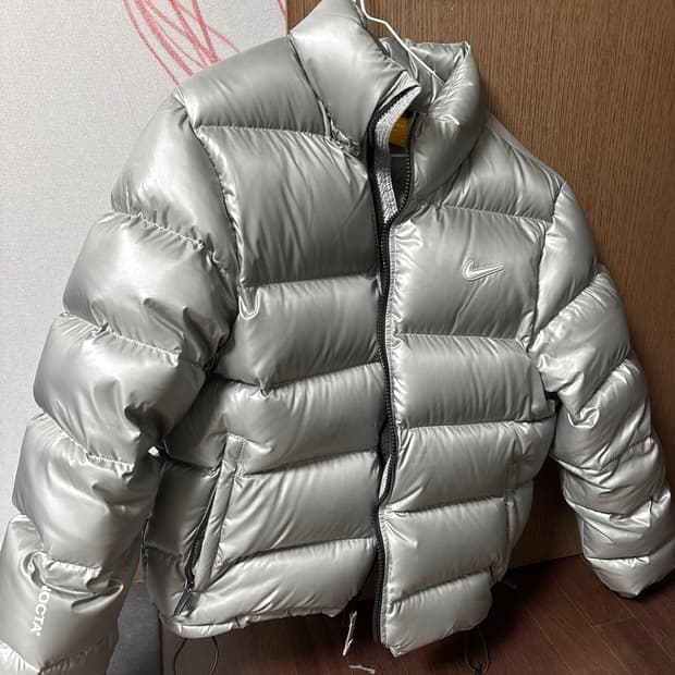 나이키 녹타 패딩