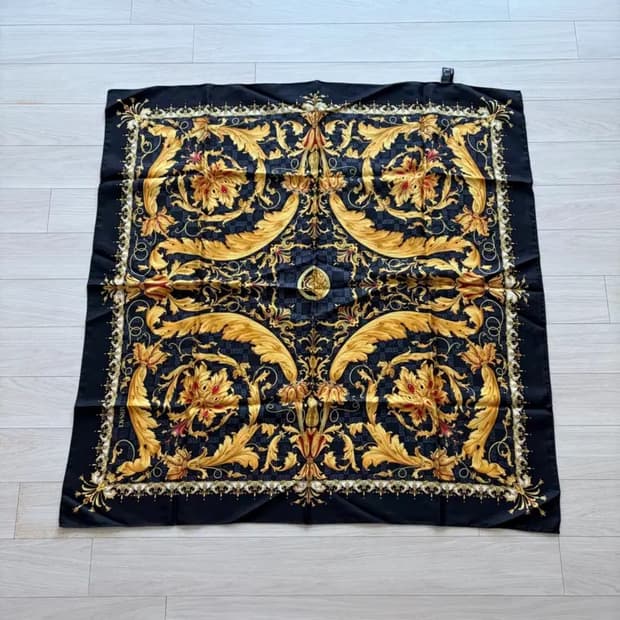 베르사체 스카프 