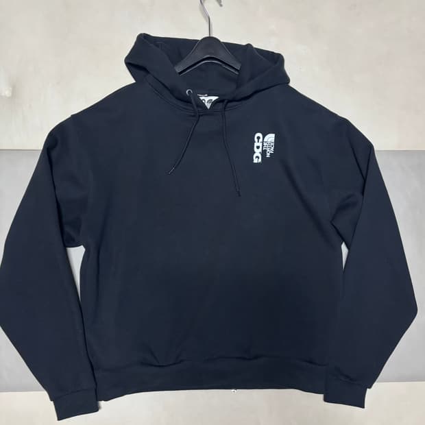 노스페이스 꼼데가르송 콜라보 후드