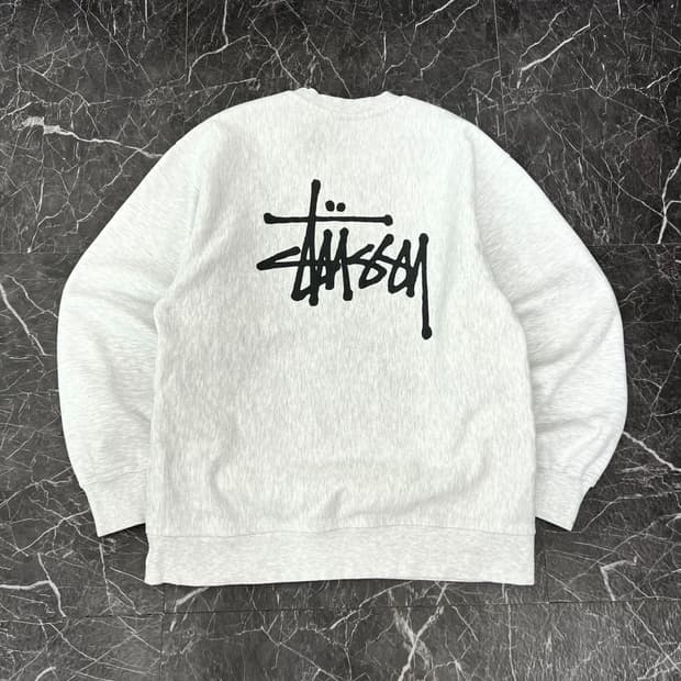 스투시 베이직 스탁로고 맨투맨 애쉬 헤더 그레이