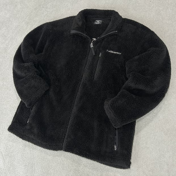 후아유 블랙 후리스 