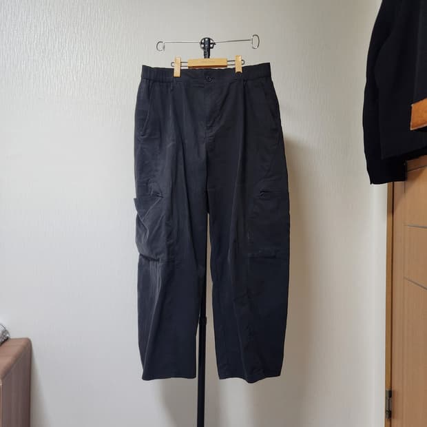 에잇세컨즈 블랙 커브드 포켓 팬츠 XL