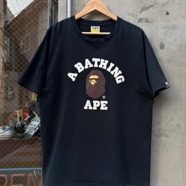A BATHING APE college half sleeve