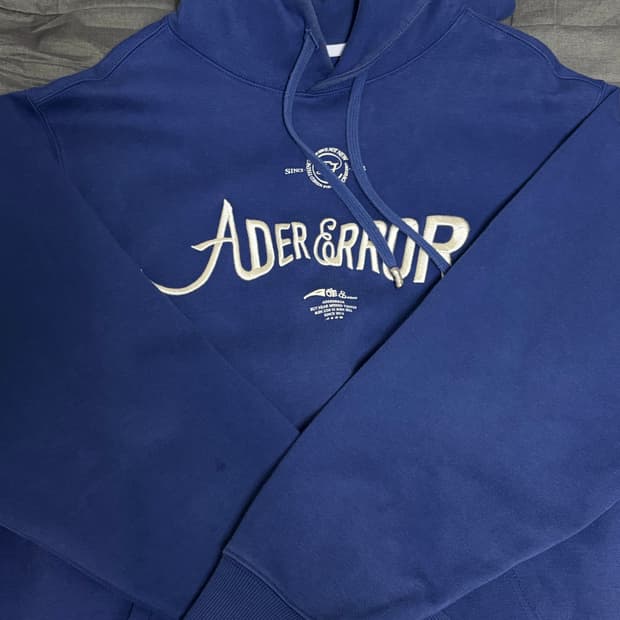 아더에러 베리프 로고 후드 네이비