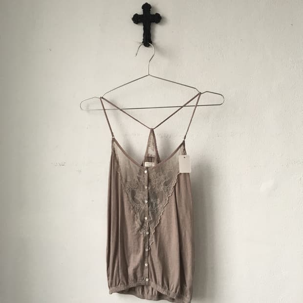 Abercrombie & fitch sleeveless