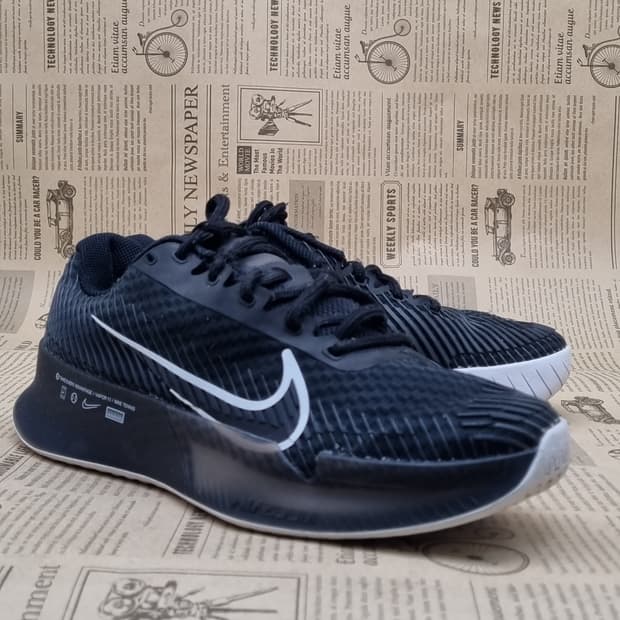 나이키 코트에어줌베이퍼 11  테니스화240