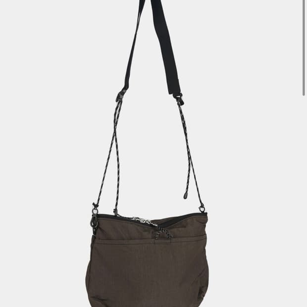 ends and means 엔즈앤드민즈 샤코슈 아프리칸 블랙 컬러