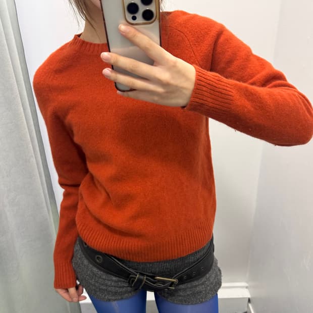 유니클로 오렌지 모니트