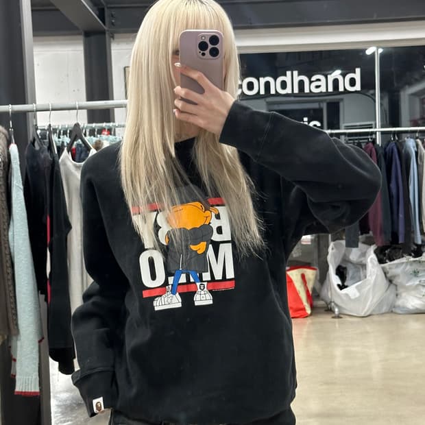 베이프 블랙 베이비 마일로 빅프린팅 맨투맨