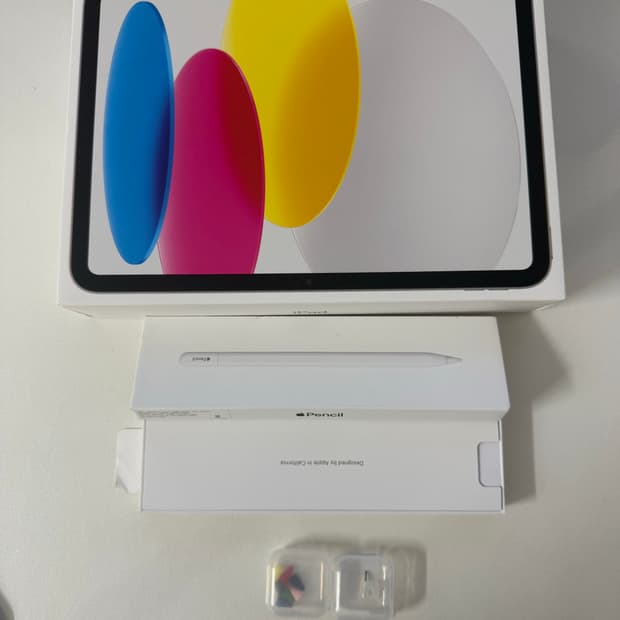 아이패드 11세대 실버 128GB wifi & 애플펜슬 USB-C